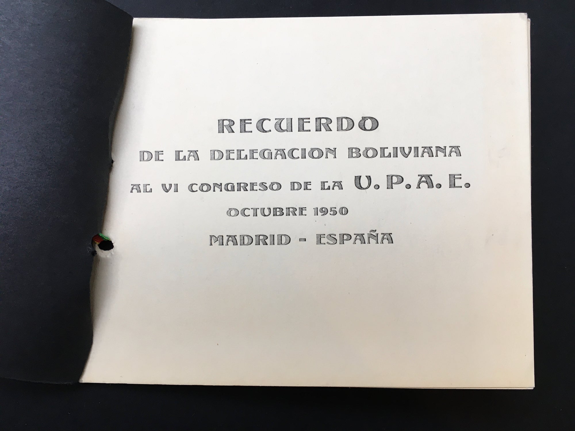 Bolivia 1950 UPAE Madrid Congress Delegate Booklet Containing 20 Mint Stamps